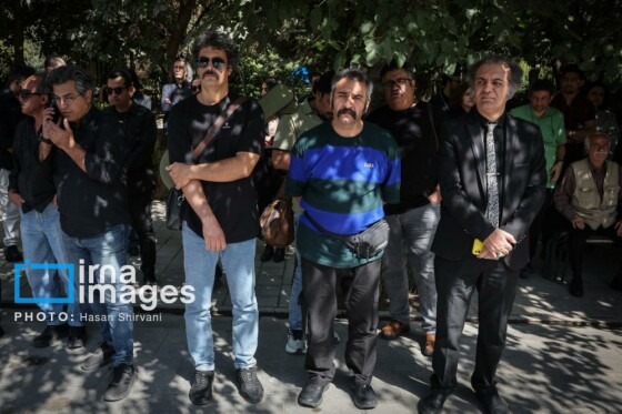 تشییع پیکر «احمد پژمان»