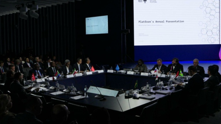 تصویب نخستین سند راهبردی باشگاه هسته‌ای بریکس با حضور ایران