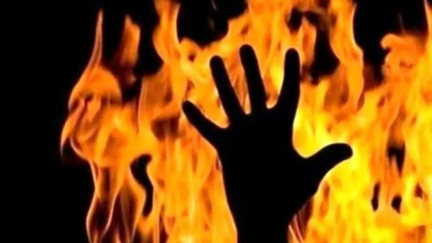 همسرکشی در شیراز/ زن ۶۲ ساله همسرش را آتش زد!