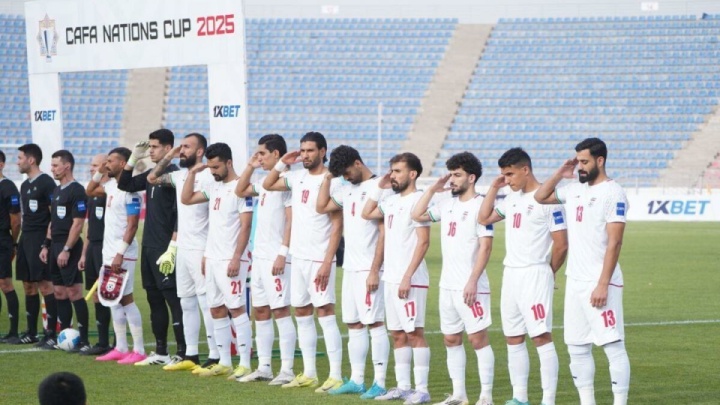 ملاقات با زرافه‌ها؛ ادامه بی‌برنامگی‌ها