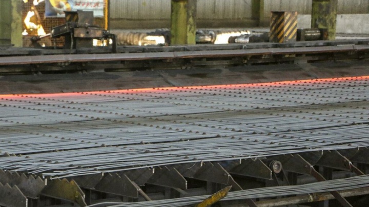 صادرات شمش ایران به عراق ۷ برابر شده است/ تغییر سیاست تجاری با ۱۵ کشور همسایه