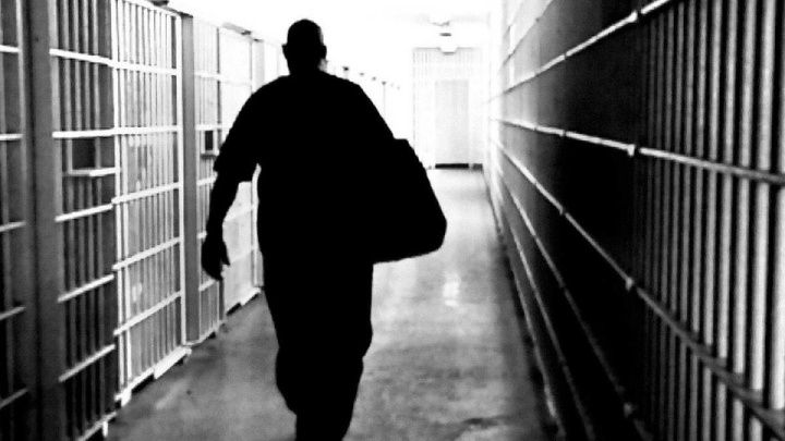 اولیای دم، مرد خیاط را بخشیدند