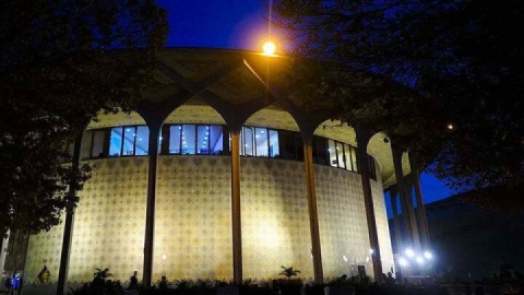 «ساحلی ها» به تئاتر شهر میآید