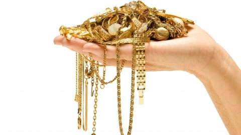 قیمت طلا و سکه همگام با طلای جهانی بالا رفت