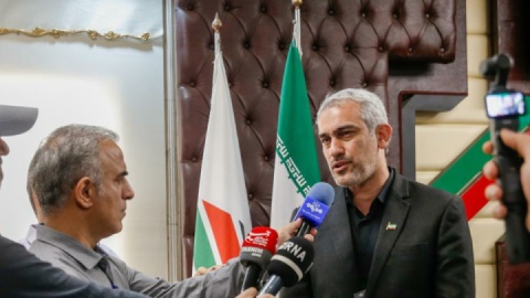 وزیر اقتصاد: وعده کاهش زمان ترخیص کالا به سه روز عملیاتی میشود