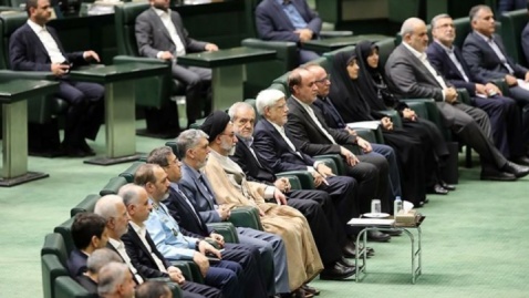 کنشگری جناحی در لباس حکمرانی!