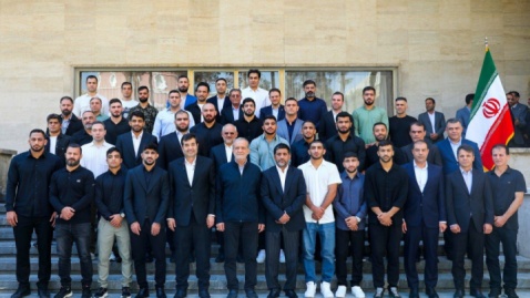 تسلیم شدن در وجود ما نیست