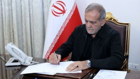 شمس و مولانا، دو قله فرهنگ ایرانی‌اند که تا همیشه بر فراز تاریخ می‌درخشند