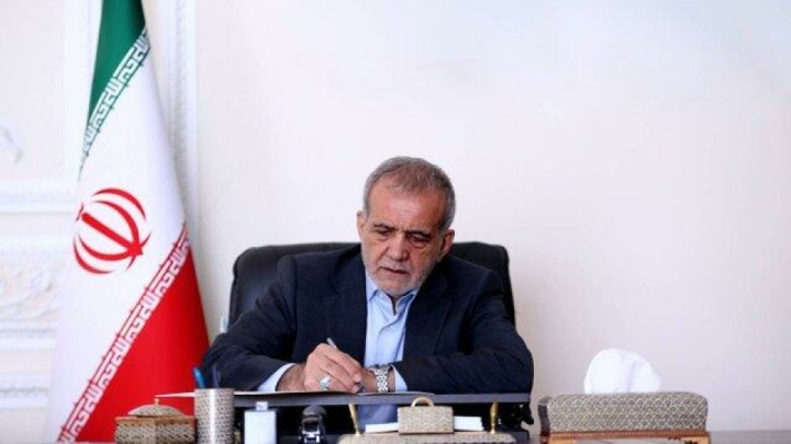 پیام تسلیت رئیس‌جمهور در پی درگذشت مادر شهیدان حسینی مزینانی