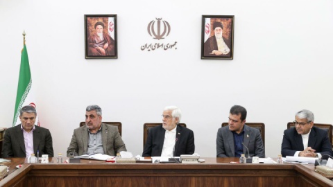 عارف: عقب‌ماندگی در زمینه کاربردی‌سازی فناوری‌های نوظهور را جبران کنیم