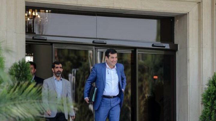 دنیامالی: ورزشگاه آزادی تا سال آینده بازگشایی می‌شود