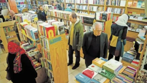 دولت برای واردات کاغذ ارز تخصیص میدهد