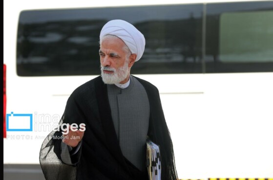 اعضای هیأت دولت در جمع خبرنگاران