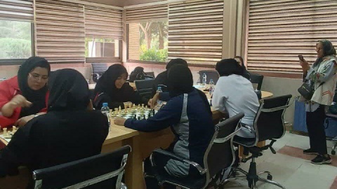 ورزشکاران تهرانی در صدر ایستادند