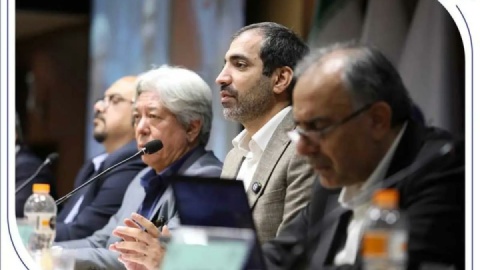 بررسی راه‌های برون‌رفت از چالش تأمین مالی صنعت نفت و گاز توسط عضو هیأت مدیره بانک صادرات ایران