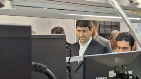 وزیر ارتباطات: تمرکز بر «اتصال» کسب و کارها به فیبر نوری است