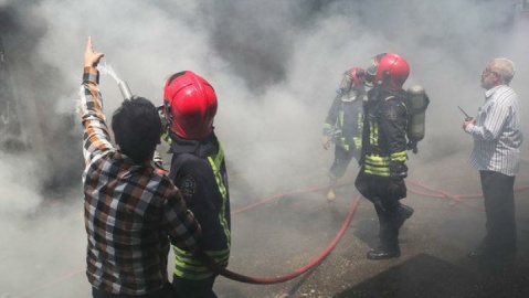 آتشسوزی در کارخانه پگاه خوزستان/ اطفای حریق انجام شد