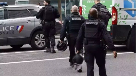 جمعه شب ”نیس” با ۲ کشته و ۵ زخمی