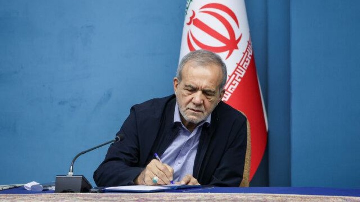 پیام تسلیت رئیس‌جمهور در پی درگذشت همسر علی آقامحمدی