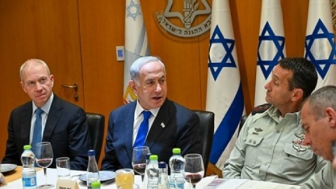 نتانیاهو کابینه را دور زد؛ مشاوره اضطراری بدون تندروها