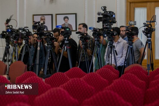 دیدار عراقچی با سفرا و روسای نمایندگیهای خارجی و بینالمللی مقیم تهران