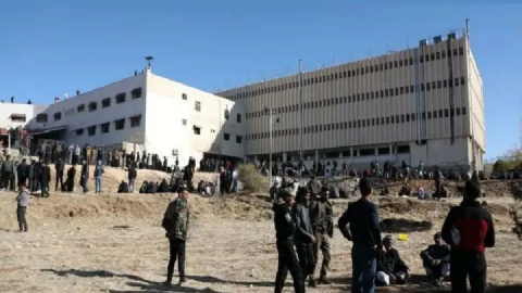 ۸۰۰ زندانی در سکوت/ روایت بازداشت‌های خودسرانه در سوریه