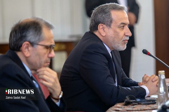 دیدار عراقچی با سفرا و روسای نمایندگیهای خارجی و بینالمللی مقیم تهران