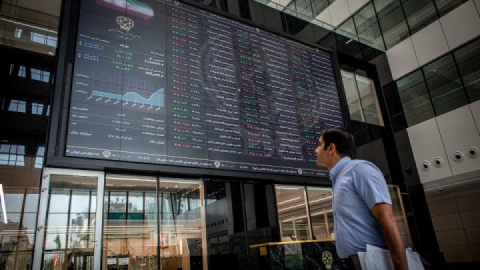 خوب می‌خرند؛ اما متوسط می‌فروشند!