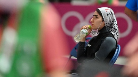 کارخانه فشنگ ELEY  اسپانسر رستمیان شد