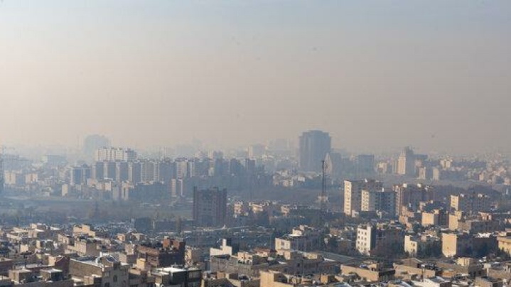 هوای تهران آلوده است