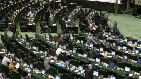 درخواست تعدادی از نمایندگان مجلس برای توقف انحلال سازمان عشایر