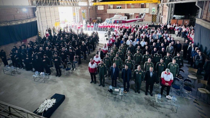 تشییع پیکر خلبان شهید بالگرد امدادی سانحه دیده هلال احمر