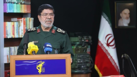 برخی کشورها برای داشتن یک قهرمان ما، افسانه‌سازی می‌کنند