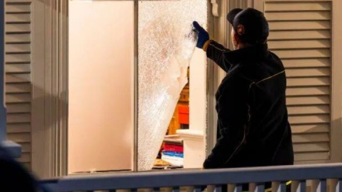 حمله به منزل وزیر خارجه نیوزیلند در پی مخالفت با به رسمیت شناختن کشور فلسطین