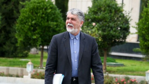 صالحی: مشکلات تامین کاغذ نشریات بهزودی رفع میشود