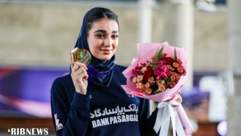 گزارش تصویری/  مراسم استقبال از تیم ملی والیبال بانوان ایران