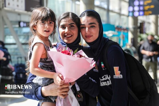 مراسم استقبال از تیم ملی والیبال بانوان ایران