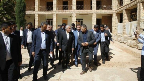 بازدید وزیر میراث فرهنگی از یک پروژه بومگردی تاریخی در قلب گردشگری طبیعی فارس