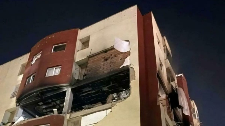 ۴ مصدوم در انفجار گاز در جویبار/ خسارات به واحدهای همجوار