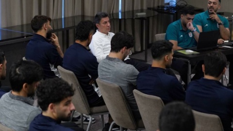 جلسه فنی امیر قلعه‌نویی برای بازیکنان تیم کشورمان برگزار شد