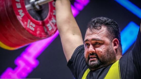 مدال برنز علی داودی در یک‌ضرب قهرمانی جهان/ مصدومیت سنگین وزن ایران