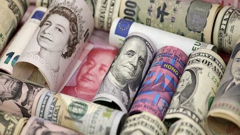 جهش دوباره دلار در بازار ارز / نرخهای جدید ۱۹ مهر ۱۴۰۴