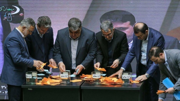 استیضاح باید بر اساس عملکرد وزرا باشد نه فرافکنی/درخواست استیضاح 4 وزیر سیاسی است