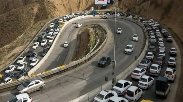 ترافیک روان در مازندران/ جاده‌ها بارانی است