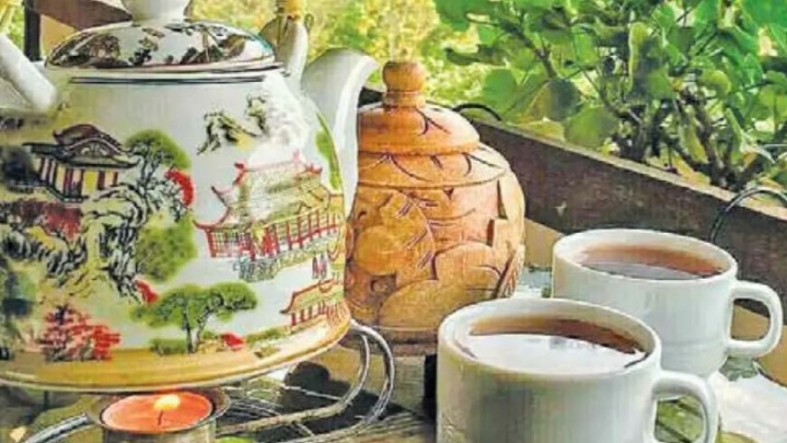 ابلاغ پیام دوستی با یک چای دونفره