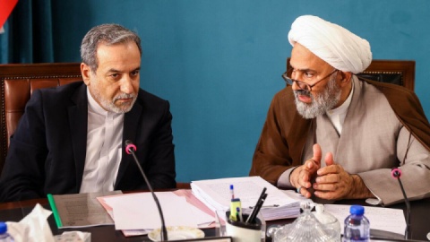 جزایر سهگانه، زنگزور و چین؛ محورهای نشست با وزیر خارجه