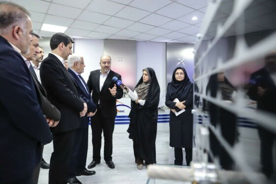 بازدید معاون اول رئیس‌جمهور از پژوهشگاه فضایی ایران