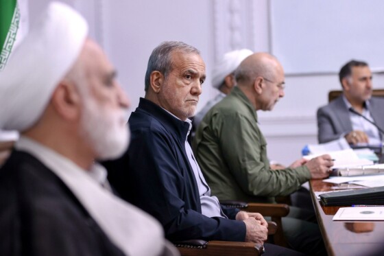 جلسه شورای عالی انقلاب فرهنگی