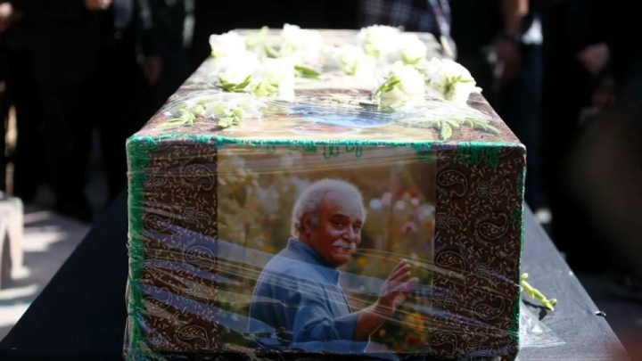 پیکر «محمد کاسبی» بدرقه شد/ مجید مجیدی، ده‌نمکی و کوروش سلیمانی سخنرانی کردند