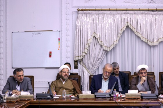 جلسه شورای عالی انقلاب فرهنگی